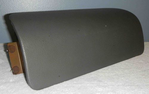 98-04 isuzu passenger side gray dash access air bag cover insert trim panel