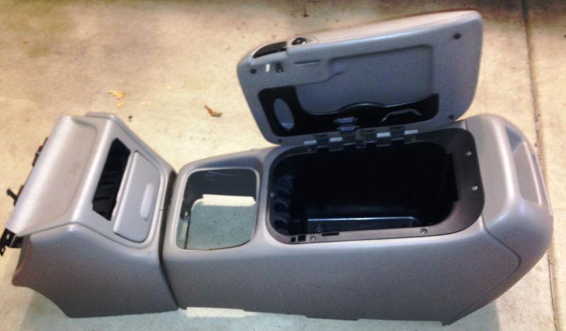 Chevy tahoe center console light gray