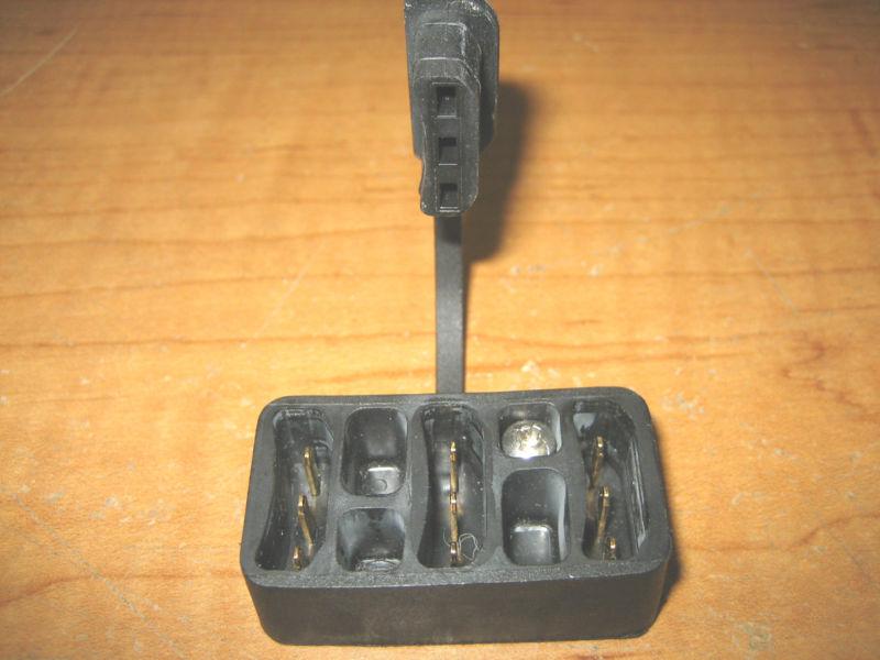 Raymarine/raytheon/autohelm seatalk 1 3-way junction block- d244 - used