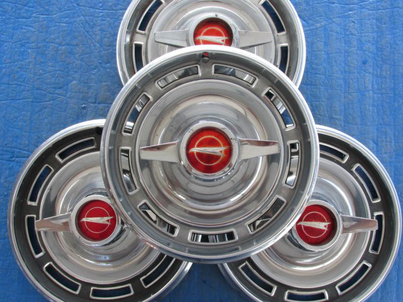 Set of 4 1966 66 buick special skylark 14" hubcap used spinner 981161 b-14 cb4