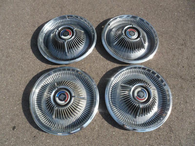 Set of 4 1967 67 chrysler 300 hubcap used g-31 14"