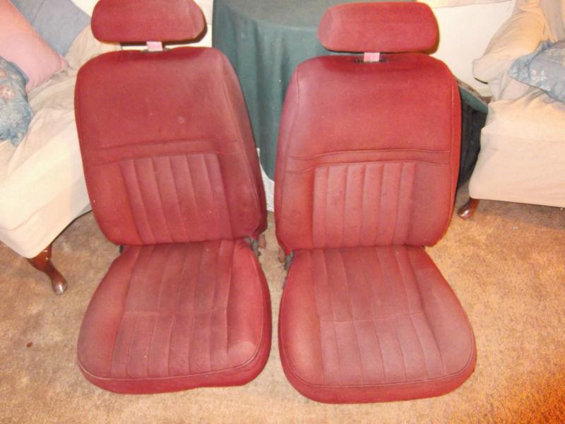 Seats - 1986 mercury cougar - canyon red - fits fox mustang