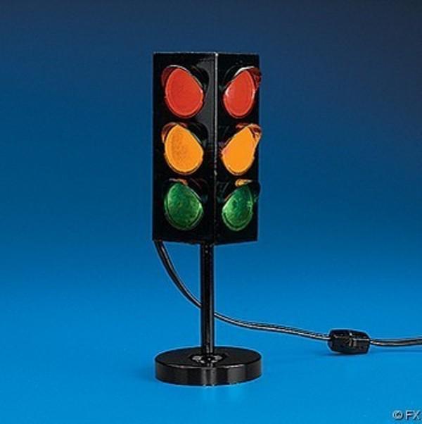 Plastic 3-side mini blinking signal stop traffic light lamp rv trailer deck 