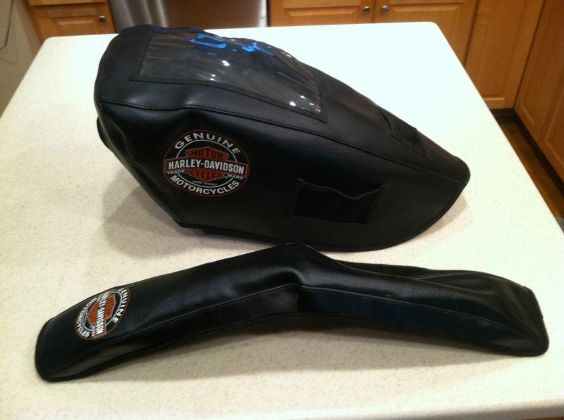 Sportster fuel tank and front fender service cover