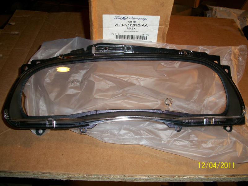New ford cluster lens  2c3z-10890-aa