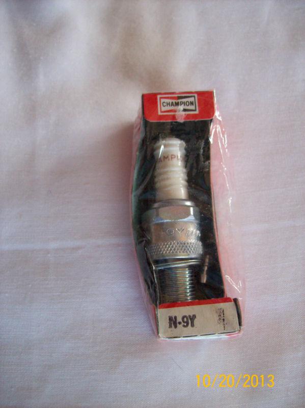 Champion  -  n-9y  -  spark plug