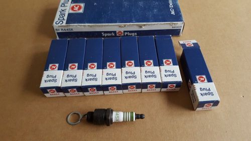 8 r44sx spark plugs