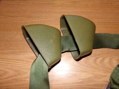 1969-71  gm  plastic rcf-400 deluxe small buckle retractor covers green