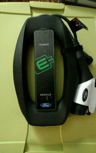 Ford electric car charger 120 volt fm58-10b706ad
