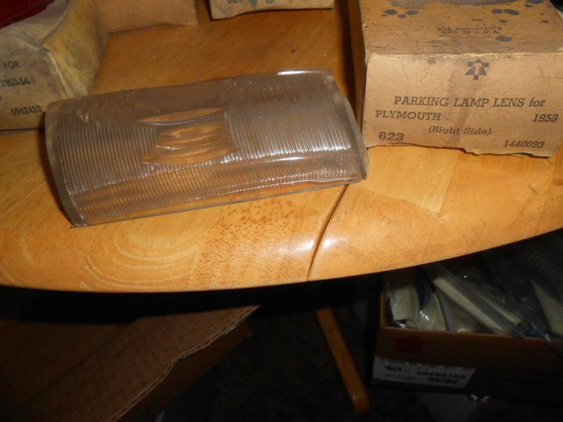 Vintage 1953 plymouth parking  lamp lens,  new in box #623 r s