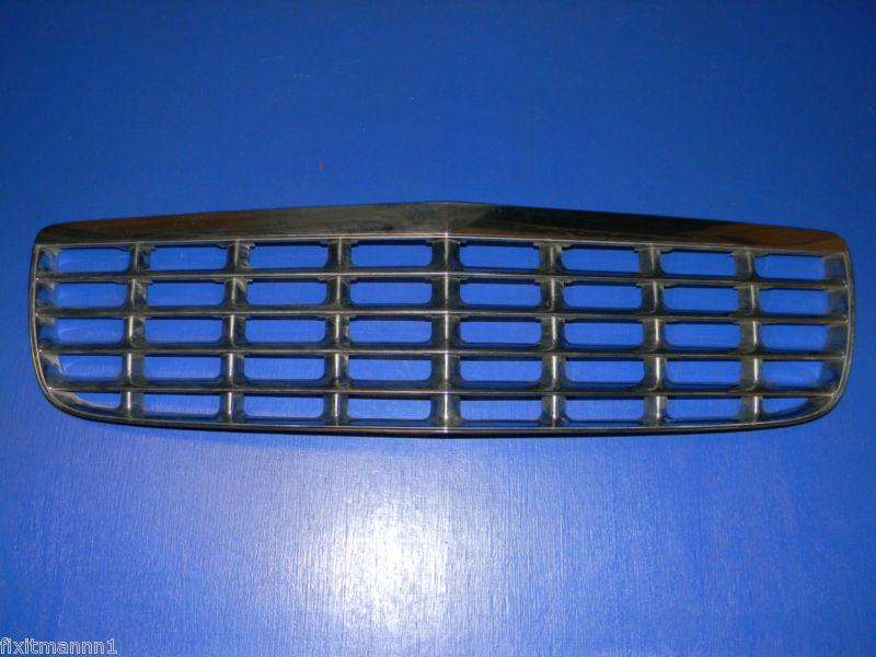 00 01 02 03 04 05 cadillac dts dhs oem grille grill **sold with warranty** bb258