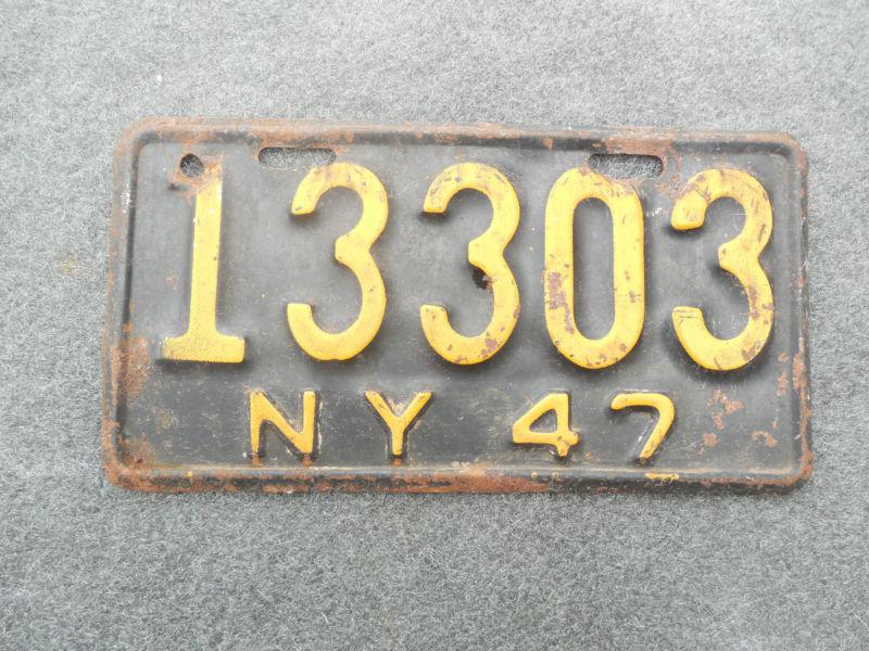 1947 new york  motorcycle license plate  13303  original antique plate!!!