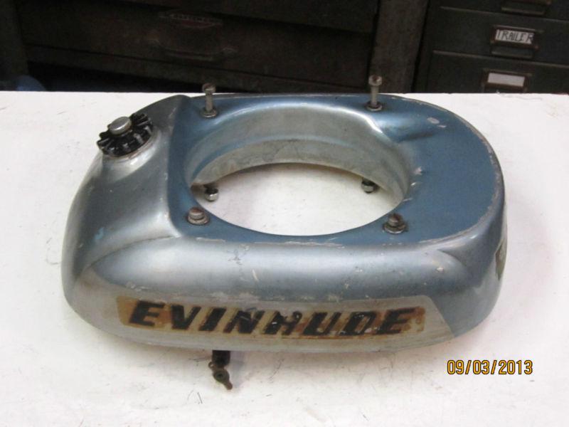 Vintage evinrude lightwin 3 h.p.gas tank,nice shape 1952 and up.