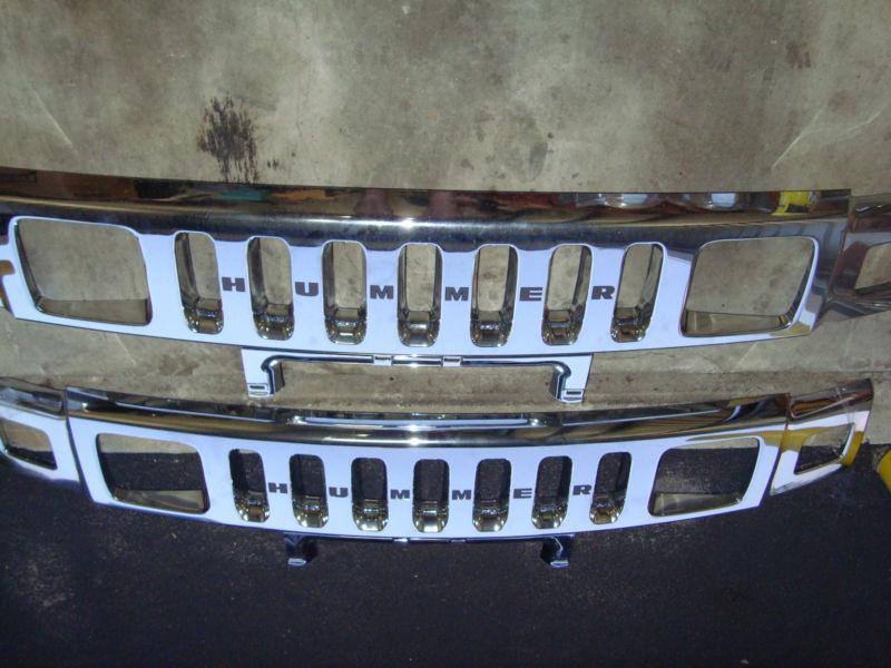 2006 hummer h2 front grilles, both nos gm parts