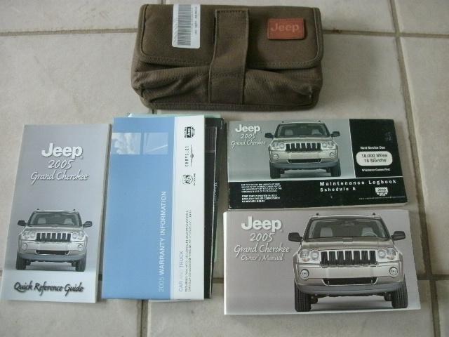 2005 jeep grand cherokee owners manual set w/case