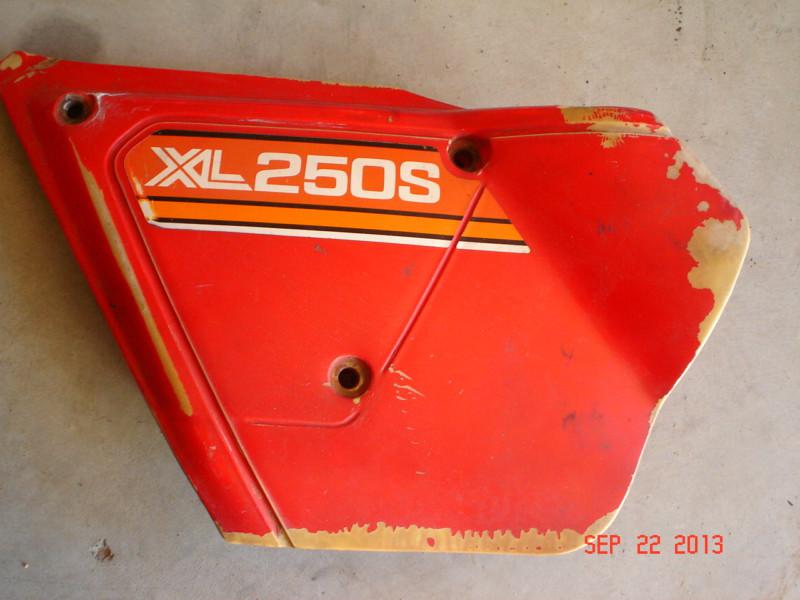Honda 1978 to 1981 xl250 left side cover air box cover