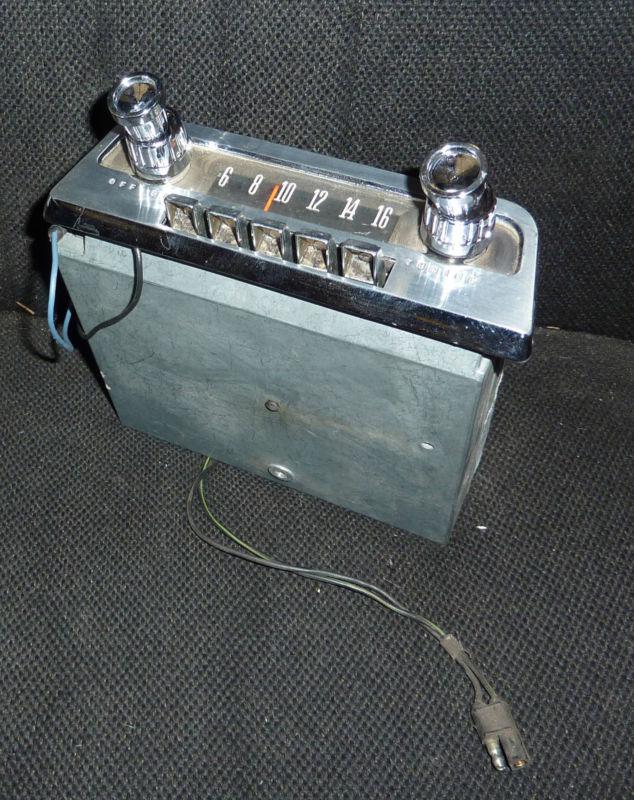 1961-1962-1963 ford thunderbird am radio