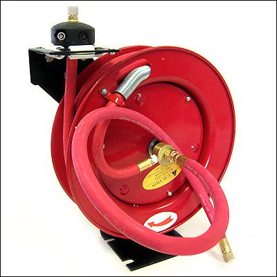New 25ft retractable rubber air hose reel w/ 1/2" hose 300 psi max mounting