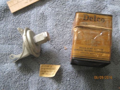 Nos 1950-1960 studebaker 6 cylinder, 59-60 willys 4 cyl vacuum advance-1116052