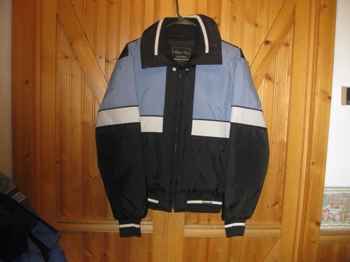 Vtg yahama  snowmobile maxim wear  black gray blue  small  quilted insulated