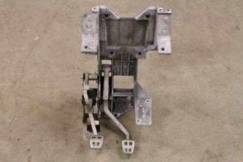 Brake manual clutch pedal &amp; bracket assembly oem corvette c6 z06 ls7 7.0l 06-13