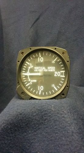 United instruments vertical speed indicator vsi p/n: 7000 type i