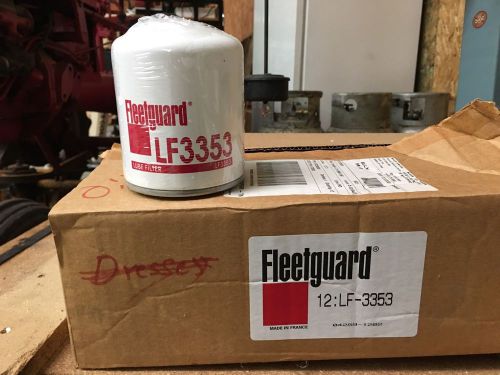 Fleet guard oil filters lf 3353, total of 5 filters