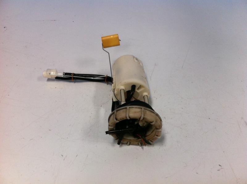 02 03 mercedes ml320 fuel pump 163 type pump assembly ml320 ml350 and ml500 367