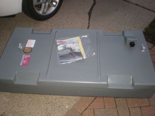 New 2009 todd 55 gallon poly belly below deck fuel / gas tank with sending unit