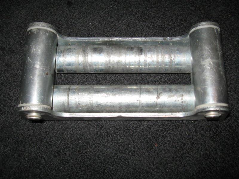Universal winch roller fairlead, used takeoff, in very good condition.