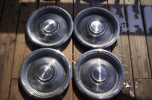 1967 chrysler hubcaps 14 inch