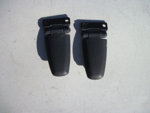 2000 ford expedition 2 rear hatch glass window hinges