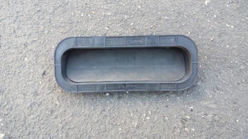 06-10 lexus is250 is350 rear left / right side quarter body duct airflow vent