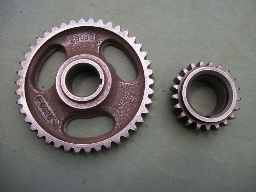 Used 1964 &amp; up  oem pontiac timing chain gears. nice parts  read