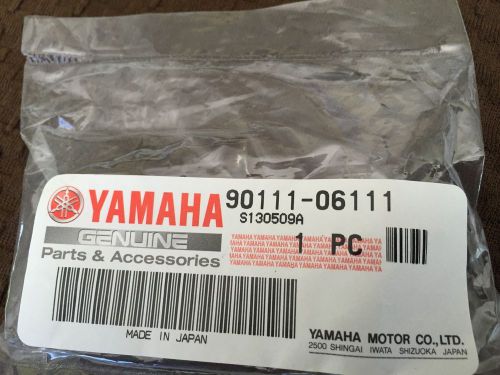 Yamaha  outboard  bolt  90111-06111 / part&amp;accessories
