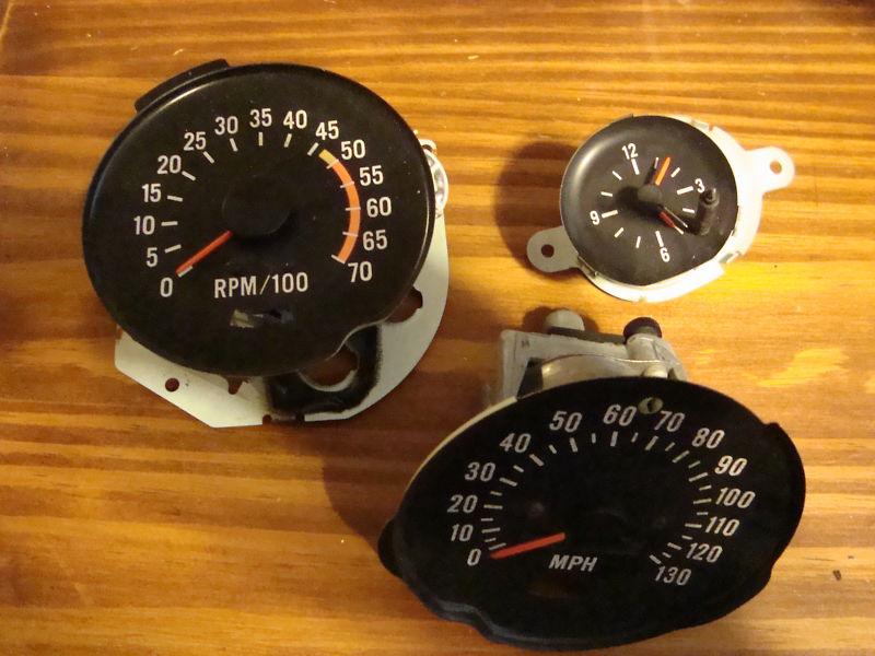 Camaro gauges tach speedo 70-81 z 28 camero clock tachometer speedometer clock s