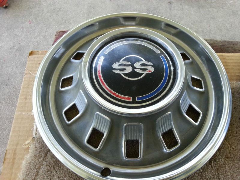 Find 196768 Impala SS Hub Caps in San Antonio, Texas, US, for US 80.00