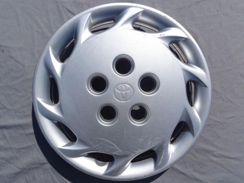 1997-1999 toyota camry hubcap wheel cover 14" oem 42621-aa030 h# 61088 #h13-b764
