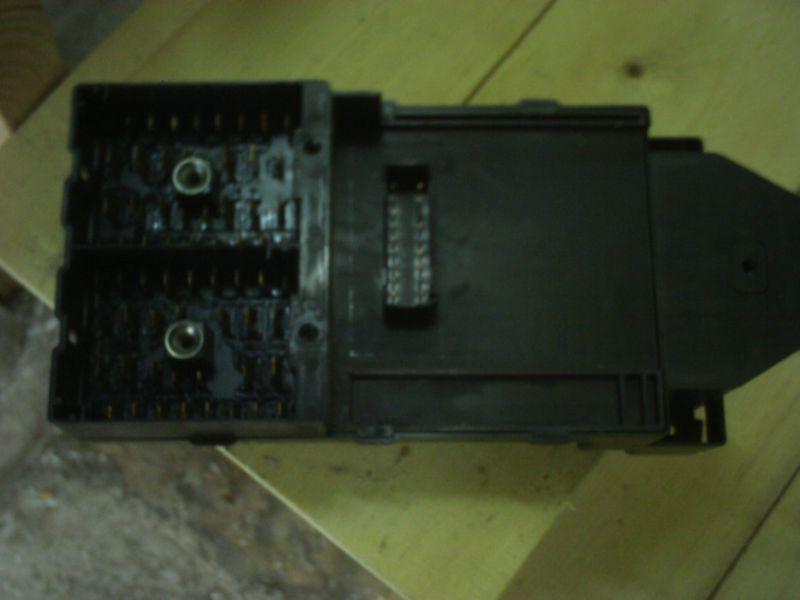 Find 00-02 Ford Expedition Lincoln Navigator under dash Fuse Box 1L1T