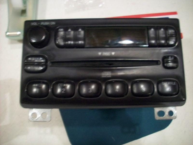 01-04 ford mustang,explorer,mountaineer radio single cd player 4l2t-18c815-ea 