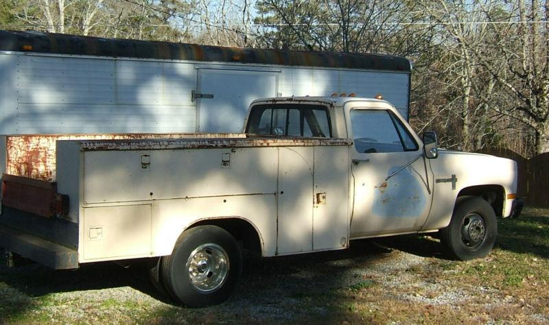 1987 Chevy Dually Diesel Pickup with Reading Utility Box Solid Body Fleet Owned, US $301.00, image 2