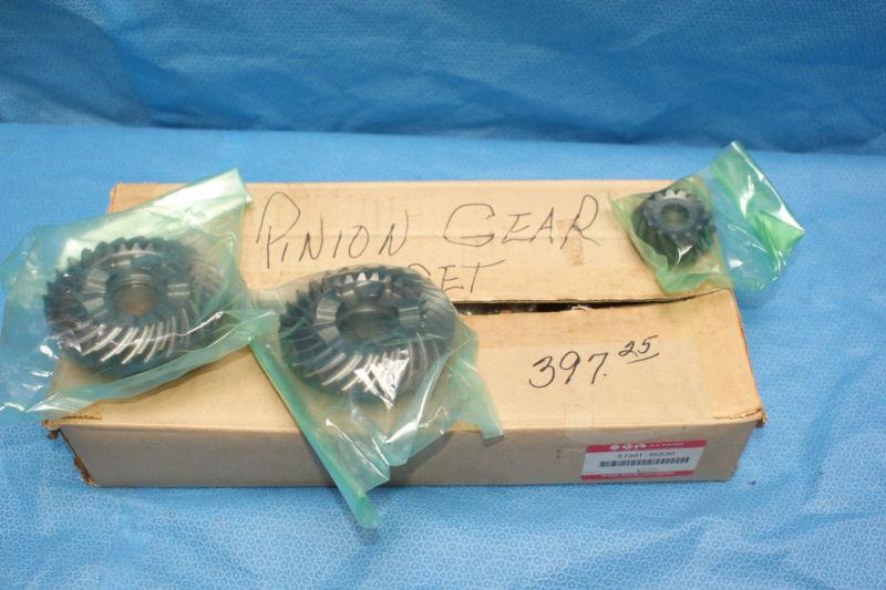 Suzuki pinion gear set part number 57301-95830 dt75tcld dt85clf 1983-1985
