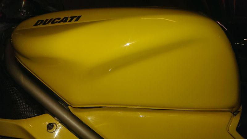 Ducati 996 fuel gas tank yellow excellent condition