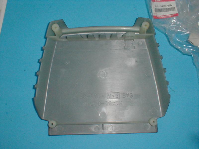 Suzuki outboard engine cover top dt 115  hp 61431-94503
