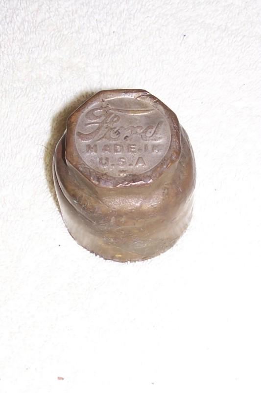 Antique ford wheel hub old vintage model a t pickup truck tire center axle cap