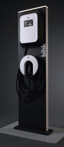 Blink level 2 electric vehicle charging station - pedestal
