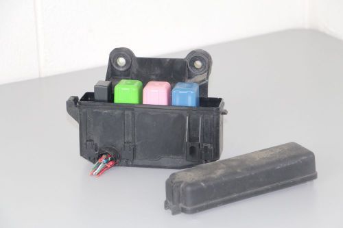 Lexus gs300 gs400 gs430 under hood engine motor compartment fuse relay box