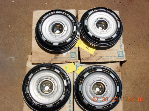 Nos in orignal boxes chevelle &amp; impala spinner hubcaps