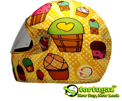 Cupcakes style helmet cover for full face motorcycle by tortugaz