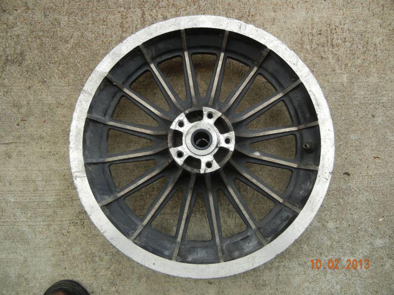Harley davidson shovelhead 16”x3” 16 spoke front mag wheel
